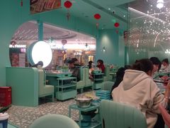 -季季红火锅(柳州城中万达二店)