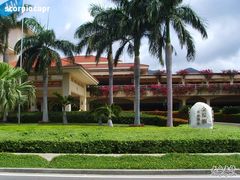 门口一览-三亚亚龙湾金棕榈度假酒店