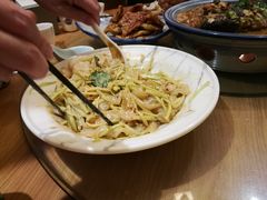 东北肉丝大拉皮-小土豆北方菜馆(文慧园店)