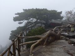 -罗田薄刀峰风景区