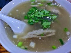 水盆羊肉-老陕兄弟(彩虹新城店)