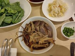 -鼎鼎香·港式火锅(北京SKP店)