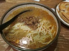 -谭师爷龙抄手(白下路店)