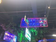 -路边边.炒菜烧烤.音乐餐厅(良乡长虹店)
