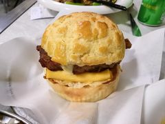 猪扒煎蛋菠萝包-颓记茶餐厅(美景总店)