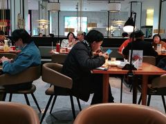 大堂-老头儿油爆虾·1987杭州烟火味(湖滨银泰in77D区店)