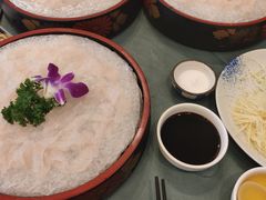 -沙龙酒家