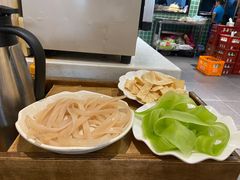 -肖肖酸萝卜鱼火锅(总店)