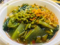 -锅神麻辣烫