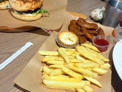 -必胜客(航洋国际店)