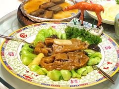 宫廷扒鹿唇-鹿鸣春饭店(总店)