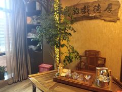 -莱仪堂艾灸经络养生馆(武威东路店)