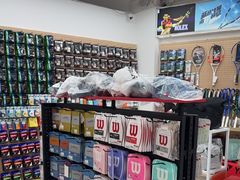 -Wilson威尔胜(漕溪北路店)