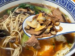 -沪西老弄堂面馆(定西路店)