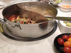 -左庭右院鲜牛肉火锅(浦江欢乐颂店)