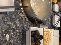 -一席地·本地鸡窝·杭帮鸡火锅(萧山银隆百货店)