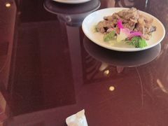 -喜乐餐厅•灯笼虾球首创者•本地小海鲜(二马路店)