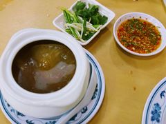 鱼翅羹-無招牌海鮮(芽笼店)