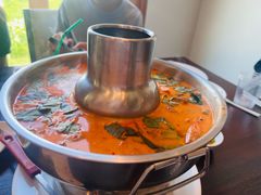 -Chom Cafe and Restaurant
