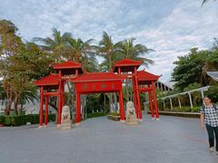 -蜈支洲岛珊瑚酒店临海阁中餐厅