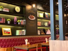 -拉亚汉堡经典餐厅(商城路店)