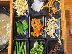 -勺子米线·云南传统小吃市集(四方街店)