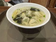 大馄饨-大食代美食广场(迪士尼小镇店)