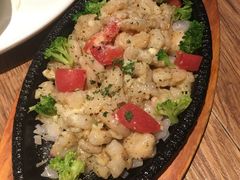 -玛格萝妮(汇智国际商业中心店)