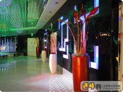 -圣地雅歌KTV(市府广场店)