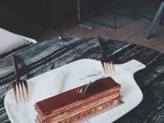 -UNI UNI(环亚凯瑟琳店)