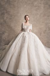 -南京宝娜嫁衣婚纱礼服馆(中央路店)