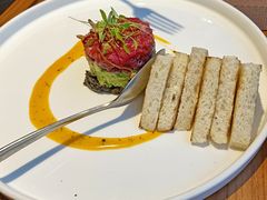 牛肉塔塔配牛油果黑橄榄酱-Solo(衡山路店)