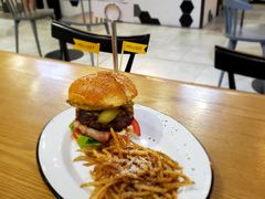 -HELLO 27 意面·沙拉·帕尼尼