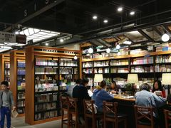 -西西弗书店&矢量咖啡(凯德晶萃广场店)