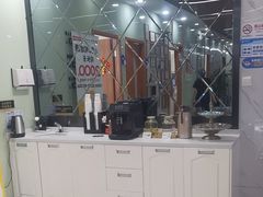 -茂菊口腔连锁(浦东南路店)
