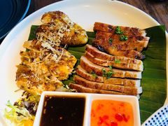 碳烧猪颈肉拼辣鸡-星叶·东南亚料理(宁波万象汇店)