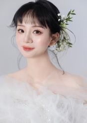 -挪娅婚纱摄影皇家会所