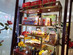 面包甜点陈列柜-皇饭儿·王润兴酒楼(河坊街店)