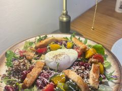 沏点热风谷物碗-沏点Trattoria意大利餐厅(新街口店)