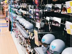 -迪卡侬(烟台万达店)