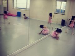 -梧桐花语舞蹈培训中心(潞城校区)