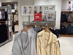 -优衣库(郑州二七万达广场店)