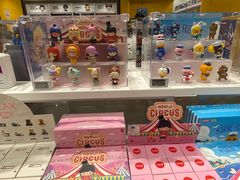 -泡泡玛特POPMART(万达店)