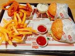 -The Habit Burger Grill 哈比特汉堡(复兴soho店)
