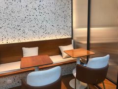 -Line 咖啡(石厦花园店)