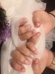 -悦指间美甲美睫