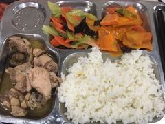 -财经大学学生公寓食堂