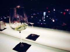-OZONE 顶楼酒吧(香港丽思卡尔顿酒店)