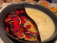 -蛙鱼潭美蛙鱼头火锅(解放碑瑞富广场店)