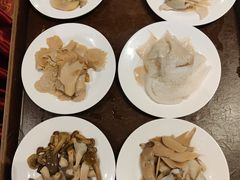 -天宜隆蘑菇宴火锅(石景山旗舰店)